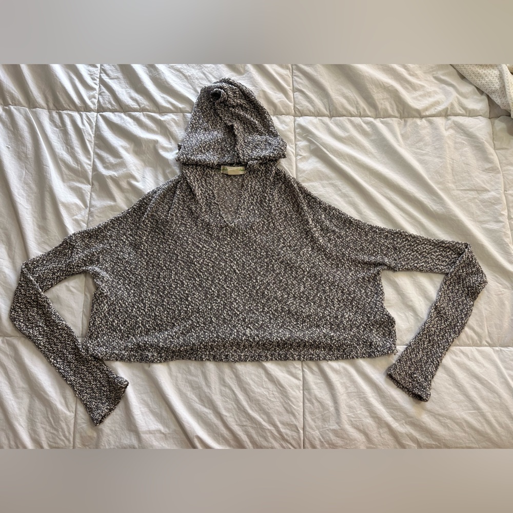 Cropped sweater